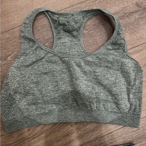 Matching Workout Set - Picture 2 of 3